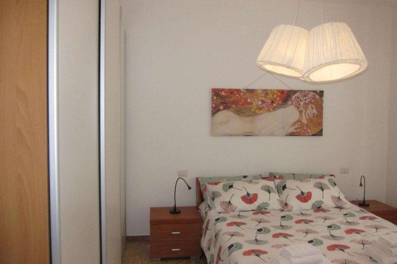 פסקיארה דל גארדה Appartamento La Nuvola מראה חיצוני תמונה